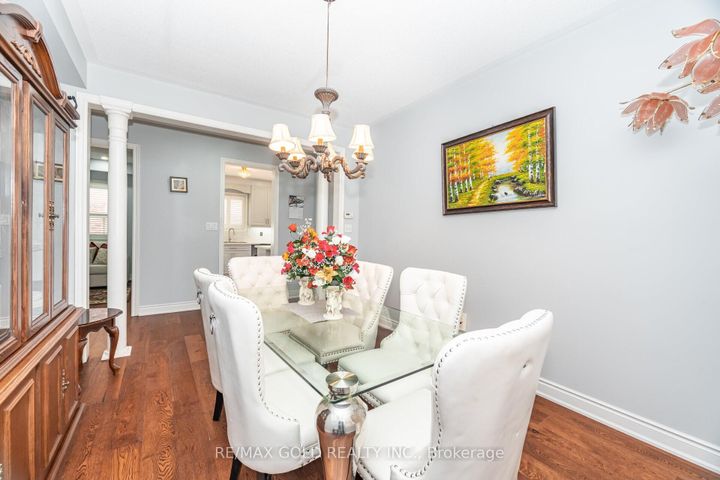 Photo 4 at 8 Goreridge Crescent, Bram East, Brampton