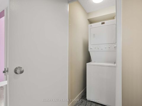 Photo 20 at 1708 - 1900 Sheppard Avenue E, Pleasant View, Toronto
