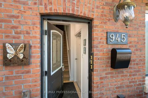 Photo 3 at 945 Logan Avenue, Danforth, Toronto