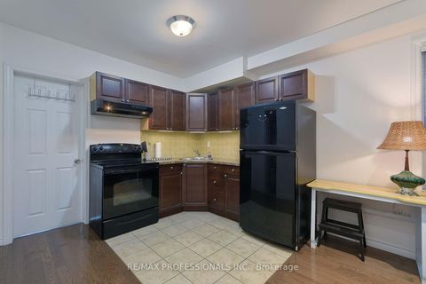 Photo 13 at 945 Logan Avenue, Danforth, Toronto