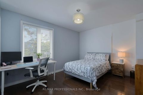 Photo 15 at 945 Logan Avenue, Danforth, Toronto