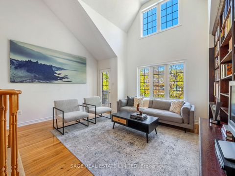 Photo 12 at 116 Boardwalk Drive, The Beaches, Toronto