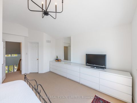 Photo 19 at 116 Boardwalk Drive, The Beaches, Toronto