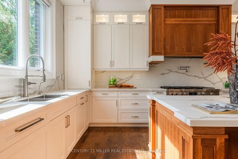 Photo 11 at 391 Sandhurst Drive, WO West, Oakville