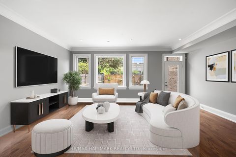 Photo 4 at 19 Hycrest Avenue, Willowdale East, Toronto