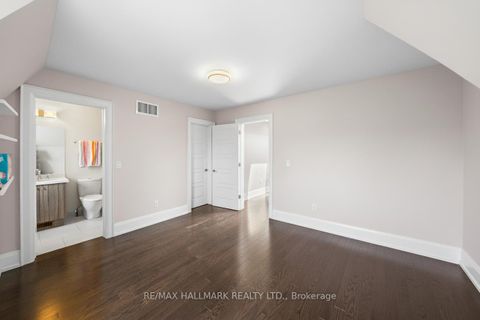 Photo 22 at 19 Hycrest Avenue, Willowdale East, Toronto