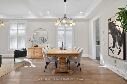 Photo 7 at 71 Sofia Olivia Crescent, Patterson, Vaughan