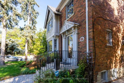 Photo 3 at 221 Hanna Road, Leaside, Toronto Photo 3 at 221 Hanna Road, Leaside, Toronto