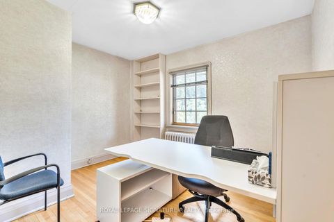 Photo 18 at 221 Hanna Road, Leaside, Toronto