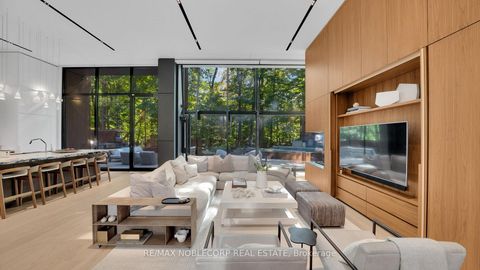 Photo 2 at 7 Waxwing Place, Don Mills, Toronto