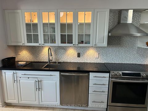 Photo 7 at 709 - 155 Marlee Avenue, Belgravia, Toronto