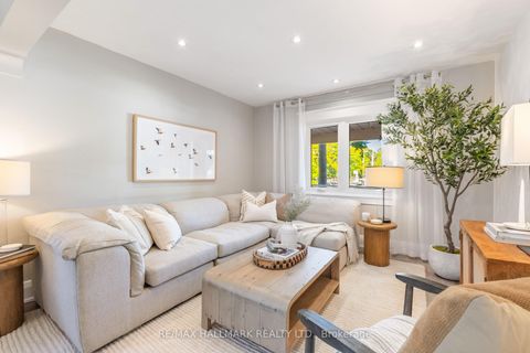 Photo 4 at 1 Heyworth Crescent, Danforth, Toronto