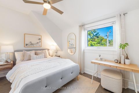Photo 16 at 1 Heyworth Crescent, Danforth, Toronto