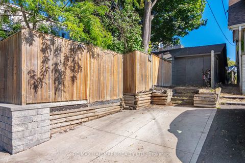 Photo 32 at 1 Heyworth Crescent, Danforth, Toronto
