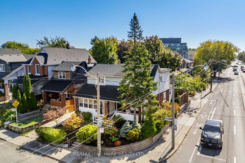 Photo 33 at 1 Heyworth Crescent, Danforth, Toronto