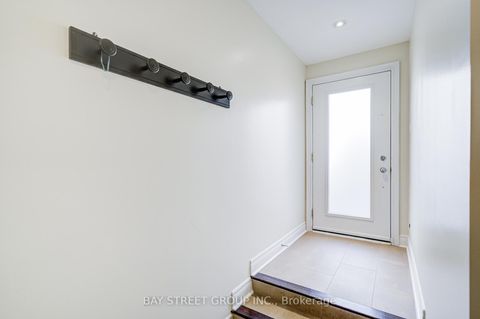 Photo 2 at 51 Lobo Mews, City Centre West, Toronto