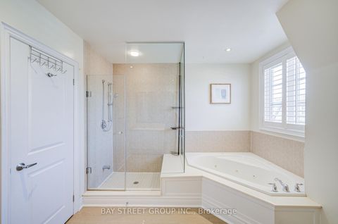 Photo 33 at 51 Lobo Mews, City Centre West, Toronto