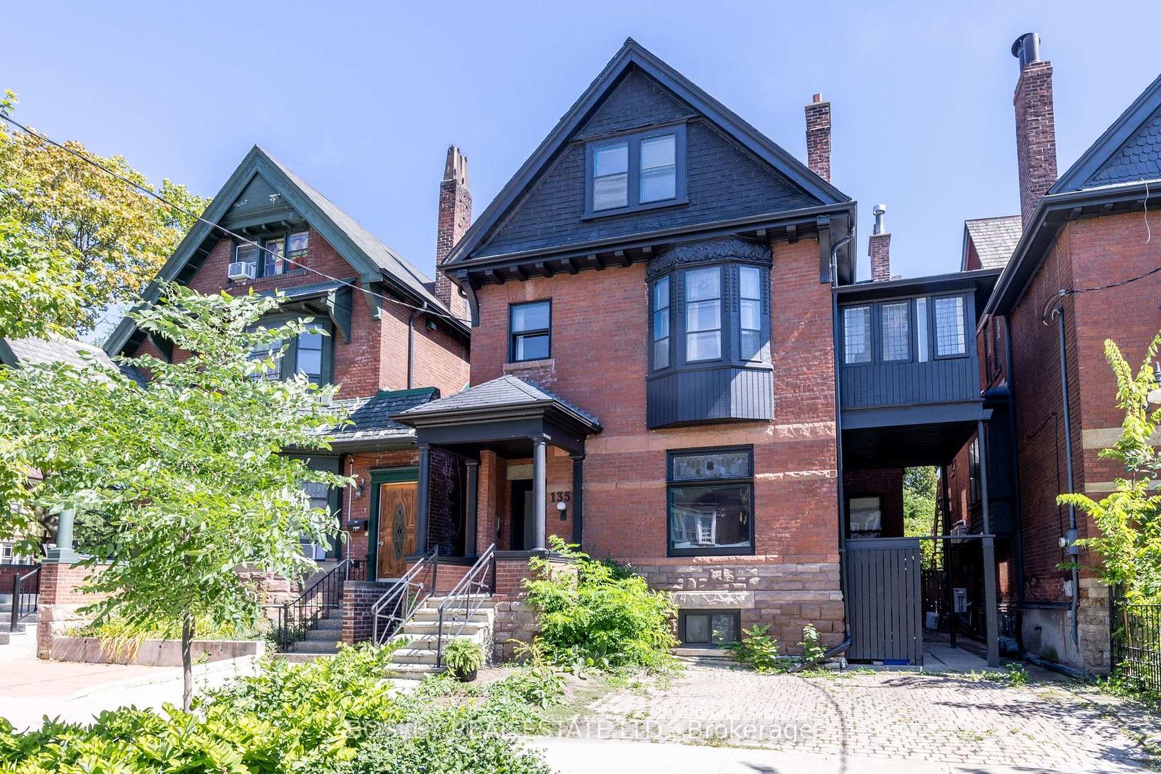 135 Madison Avenue, Annex, Toronto 