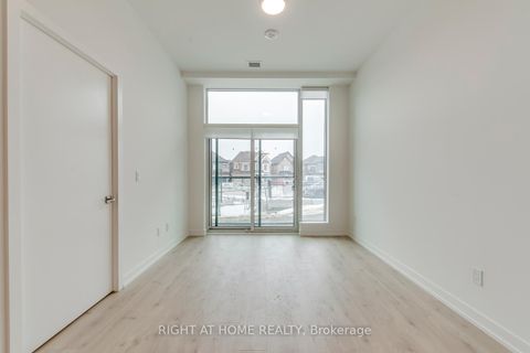 Photo 14 at 136 - 2501 Saw Whet Boulevard, GA Glen Abbey, Oakville