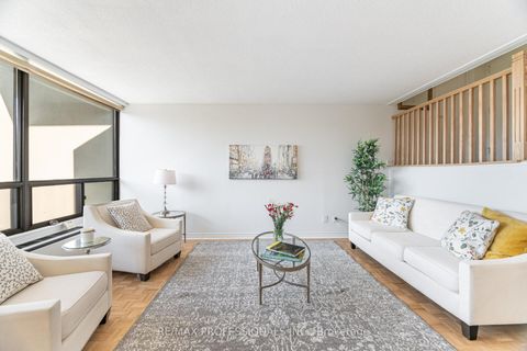 Photo 11 at B4 - 284 Mill Road, Markland Wood, Toronto