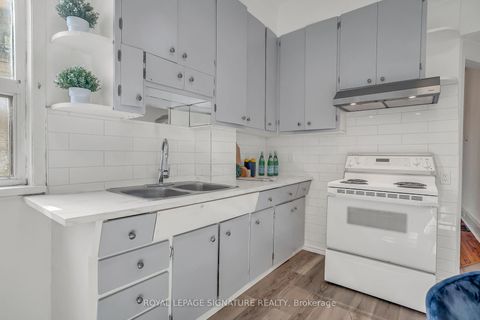 Photo 18 at 667 Shaw Street, Little Italy, Toronto