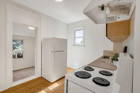 Photo 33 at 667 Shaw Street, Little Italy, Toronto