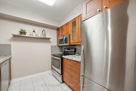 Photo 10 at 301 - 70 Mill Street, Waterfront Communities C8, Toronto