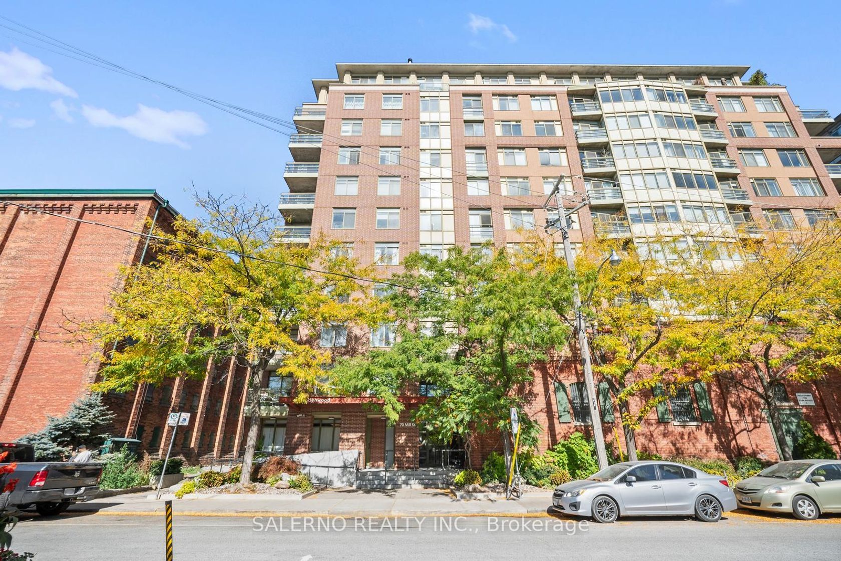 301 - 70 Mill Street, Waterfront Communities C8, Toronto 