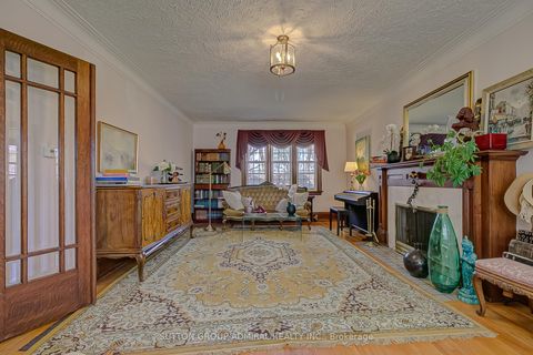 Photo 11 at 72 Baby Point Road, Lambton Baby Point, Toronto