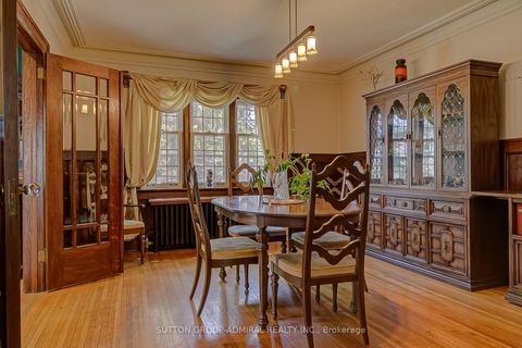 Photo 13 at 72 Baby Point Road, Lambton Baby Point, Toronto