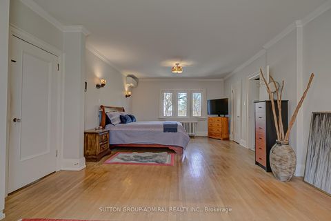 Photo 18 at 72 Baby Point Road, Lambton Baby Point, Toronto