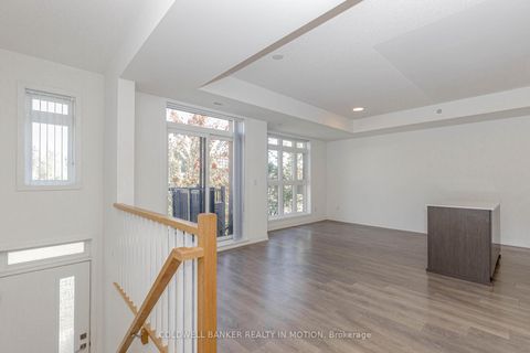 Photo 8 at TH203 - 90 Canon Jackson Drive, Amesbury, Toronto