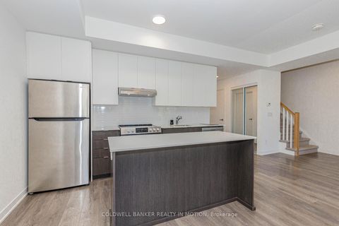 Photo 18 at TH203 - 90 Canon Jackson Drive, Amesbury, Toronto