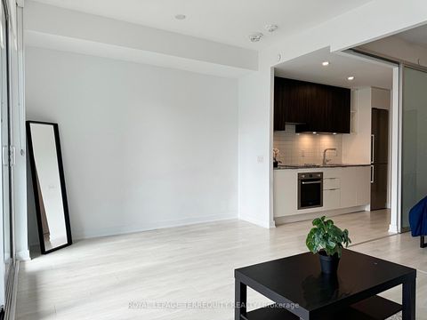 Photo 3 at 421 - 120 Parliament Street, Moss Park, Toronto