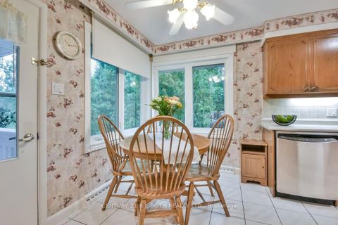 Photo 11 at 25 FLORIDA Crescent, Humbermede, Toronto