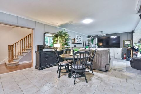 Photo 24 at 25 FLORIDA Crescent, Humbermede, Toronto