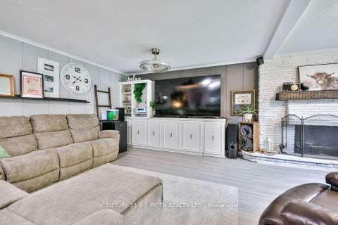 Photo 26 at 25 FLORIDA Crescent, Humbermede, Toronto