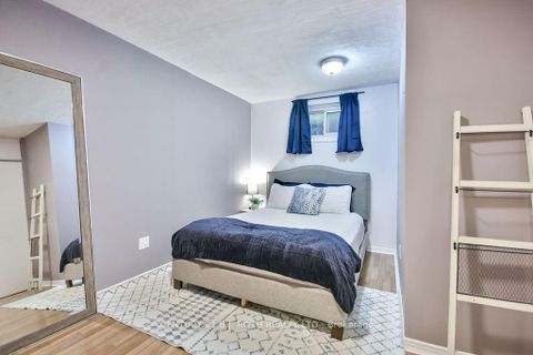 Photo 32 at 25 FLORIDA Crescent, Humbermede, Toronto