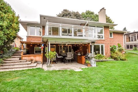 Photo 35 at 25 FLORIDA Crescent, Humbermede, Toronto