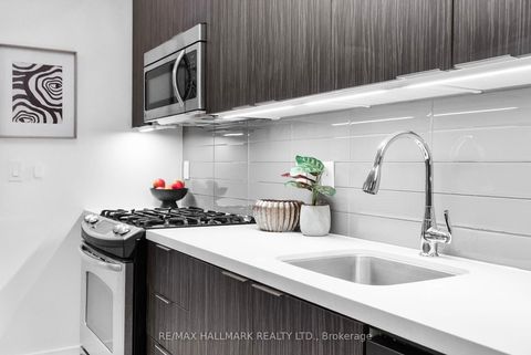 Photo 6 at 61 - 140 Broadview Avenue, South Riverdale, Toronto