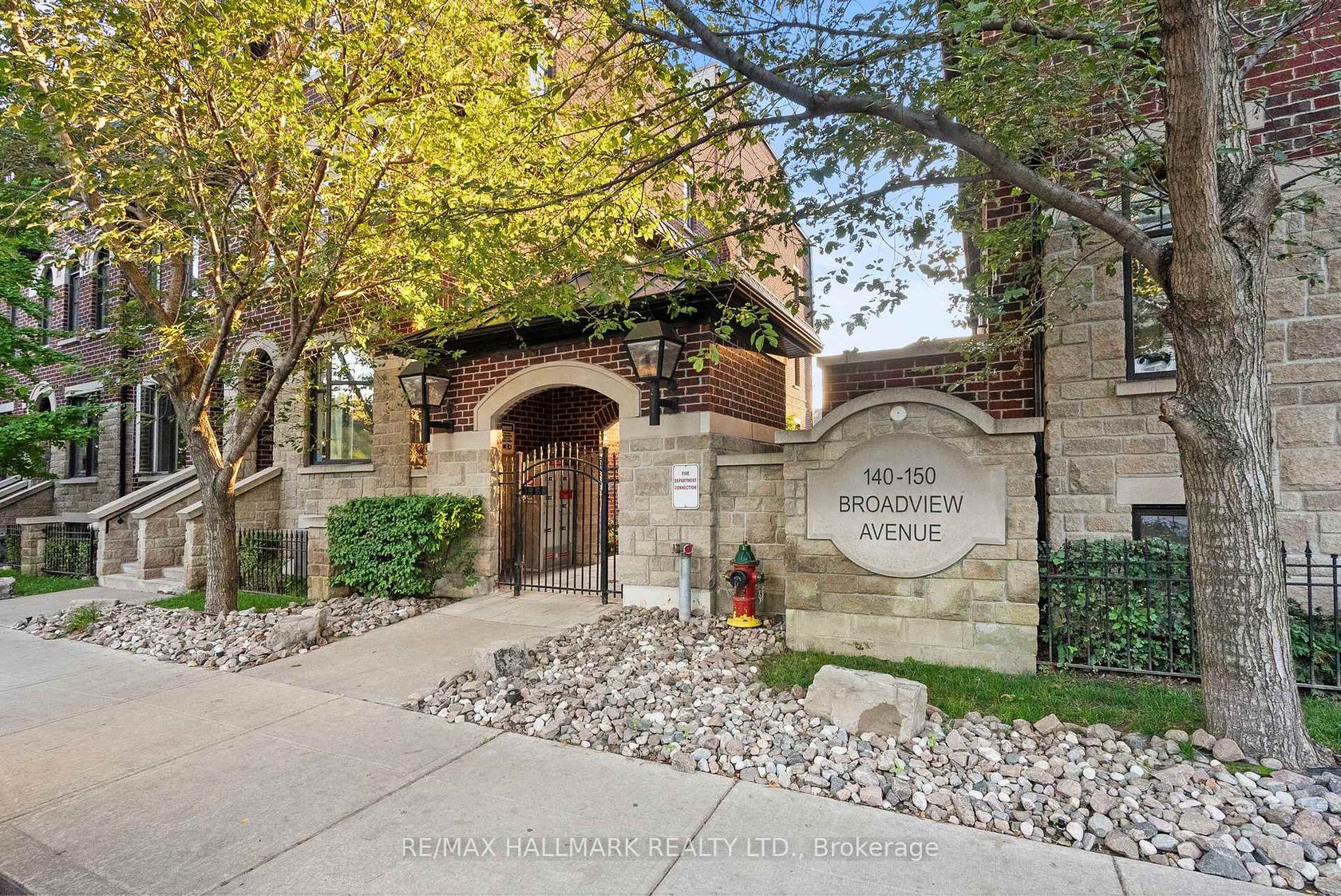 61 - 140 Broadview Avenue, South Riverdale, Toronto 