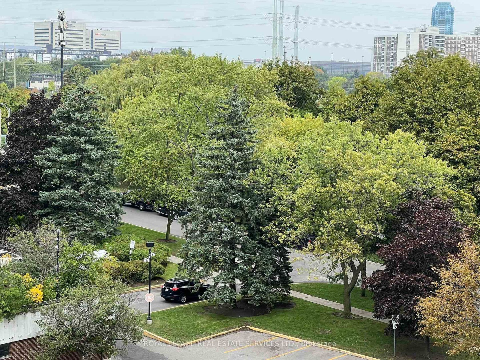 Photo 31 at 709 - 60 Pavane Linkway, Flemingdon Park, Toronto Photo 31 at 709 - 60 Pavane Linkway, Flemingdon Park, Toronto