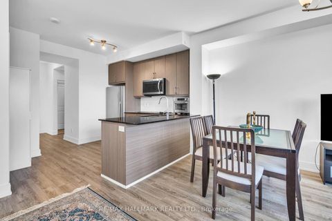 Photo 10 at 1609 - 9608 Yonge Street, North Richvale, Richmond Hill