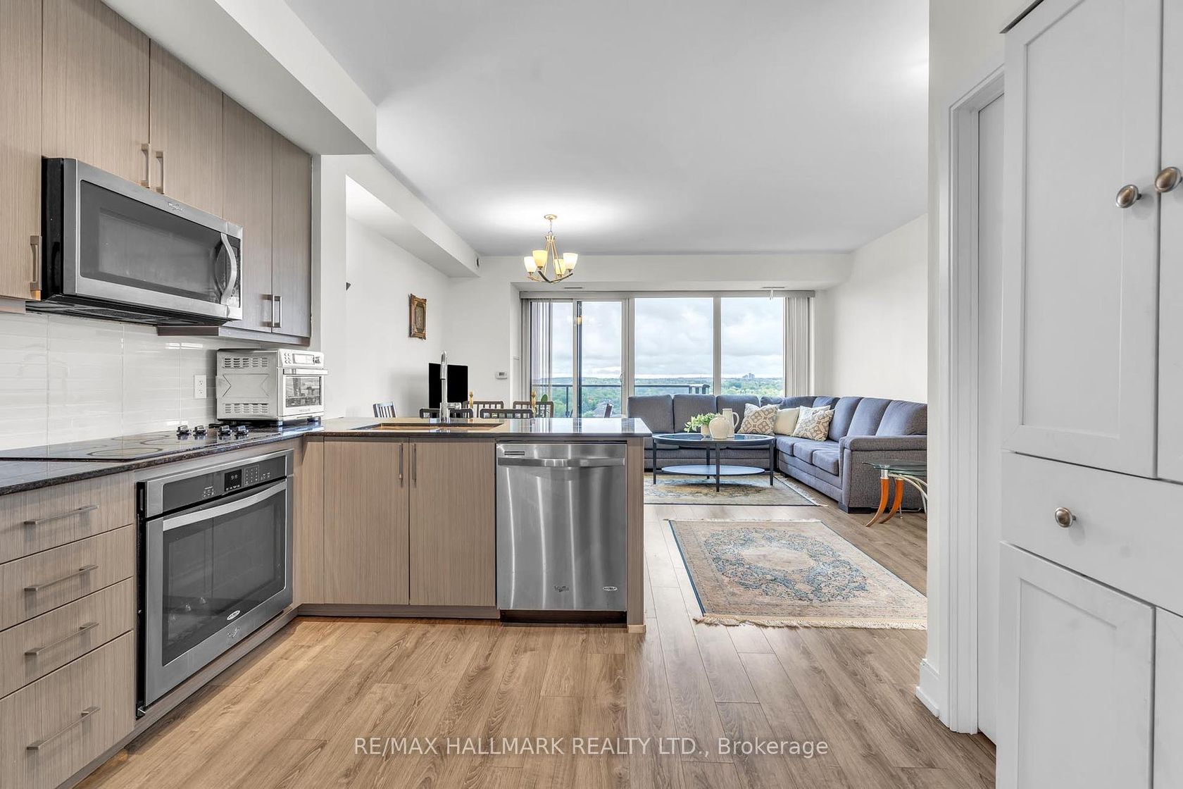 1609 - 9608 Yonge Street, North Richvale, Richmond Hill 