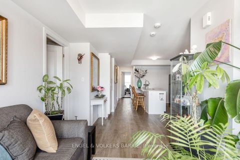 Photo 6 at 6 - 246 Penetanguishene Road, Georgian Drive, Barrie