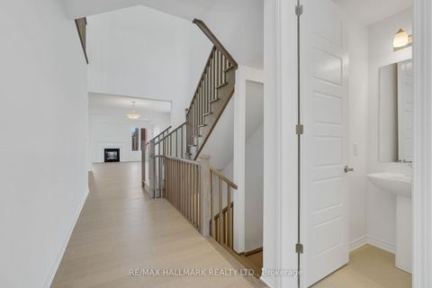 Photo 5 at 634 Newlove Street, Rural Innisfil, Innisfil