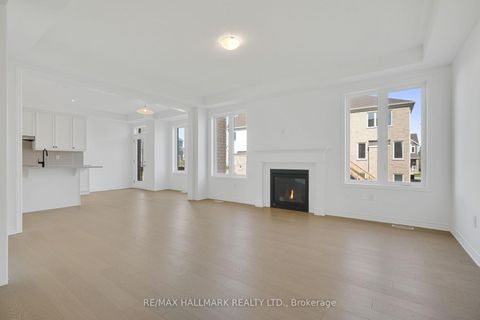 Photo 12 at 634 Newlove Street, Rural Innisfil, Innisfil