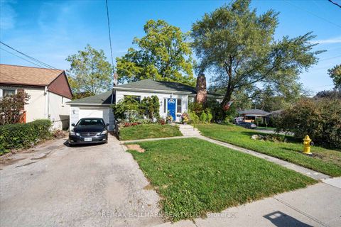 Photo 2 at 42 Anson Avenue, Cliffcrest, Toronto