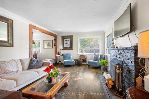 Photo 5 at 42 Anson Avenue, Cliffcrest, Toronto