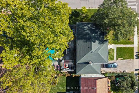Photo 34 at 42 Anson Avenue, Cliffcrest, Toronto